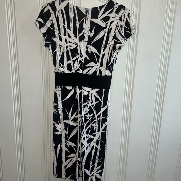 Black & White Midi Dress by Talbots - Size 4 - Picture 6 of 7